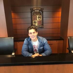 Meet your Posher, Cody